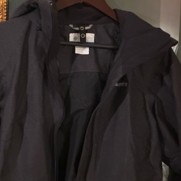 Blk Columbia Ski Jacket Shell (Near New, Worn 1x!), hidden zip compartments Sz M - Picture 2 of 6